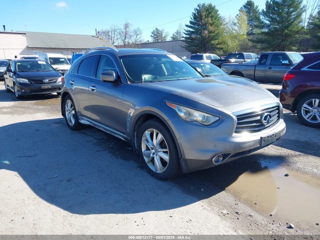 Salvage INFINITI Fx Image