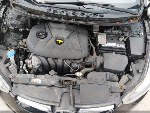 Hyundai ELANTRA Se