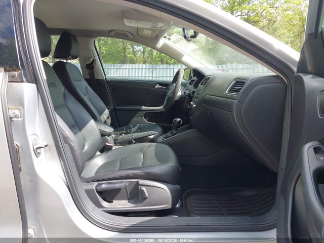 Volkswagen Jetta 1.8t Se
