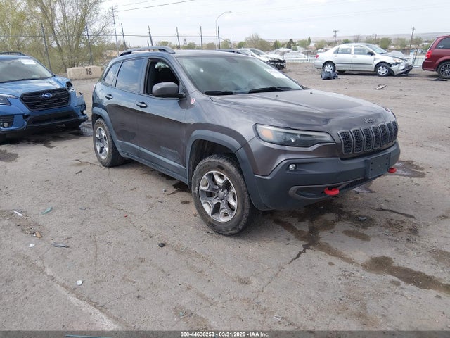 Salvage Jeep Cherokee Image