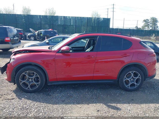 Alfa Romeo Stelvio Sport Awd