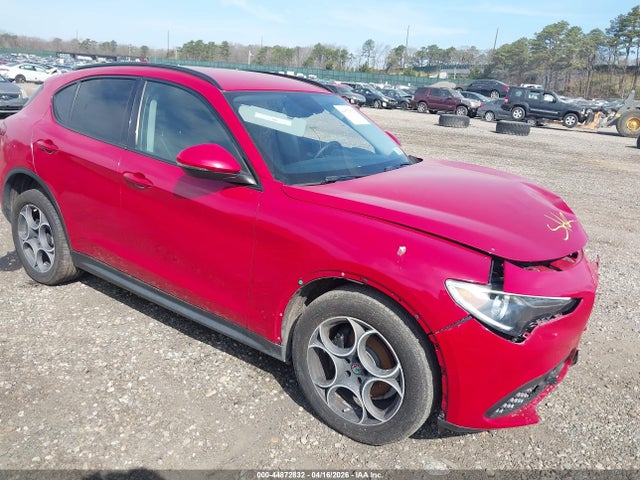 Salvage Alfa Romeo Stelvio Image