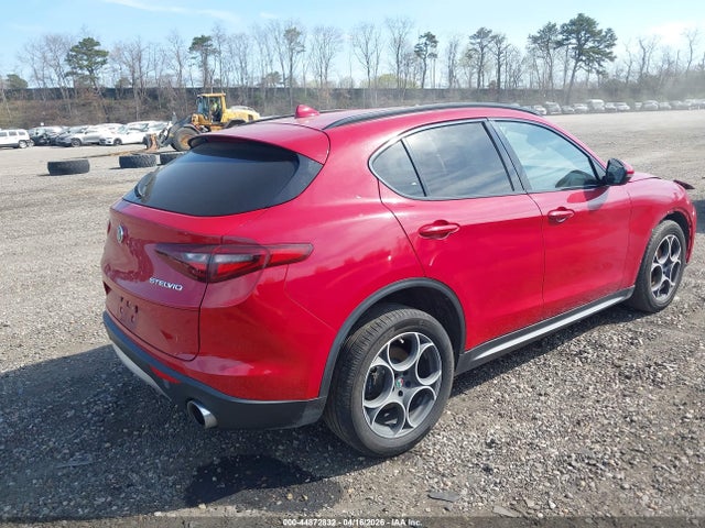 Alfa Romeo Stelvio Sport Awd