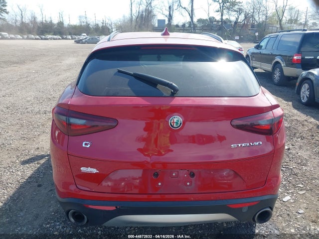 Alfa Romeo Stelvio Sport Awd