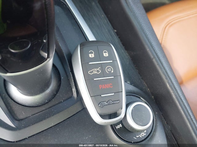 Alfa Romeo Giulia Awd