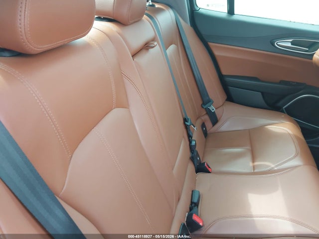 Alfa Romeo Giulia Awd