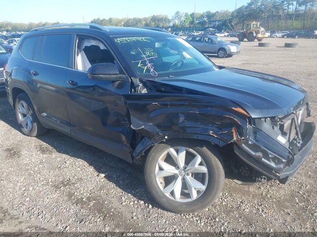 Salvage Volkswagen Atlas Image