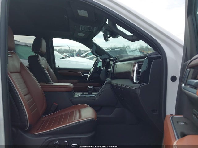 GMC Sierra 1500 4wd  Short Box Denali Ultimate