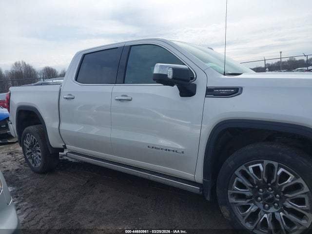 GMC Sierra 1500 4wd  Short Box Denali Ultimate