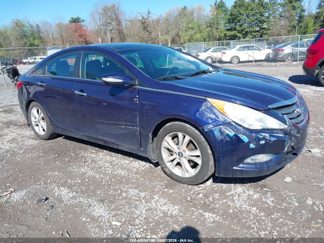 Salvage Hyundai SONATA Image