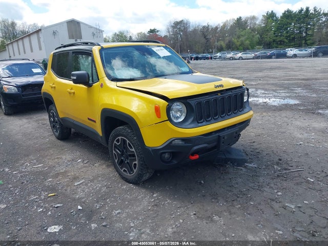 Salvage Jeep Renegade Image