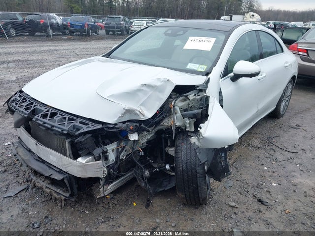 Mercedes-Benz Cla-class 4matic