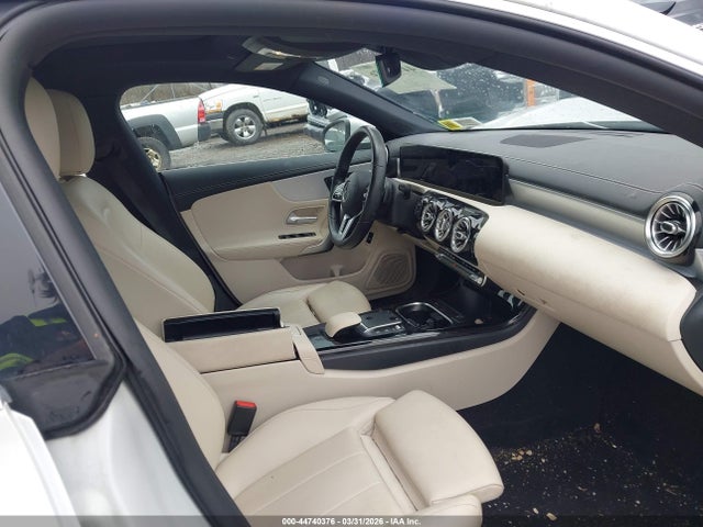 Mercedes-Benz Cla-class 4matic