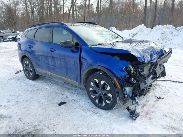 Salvage Kia Sportage Image