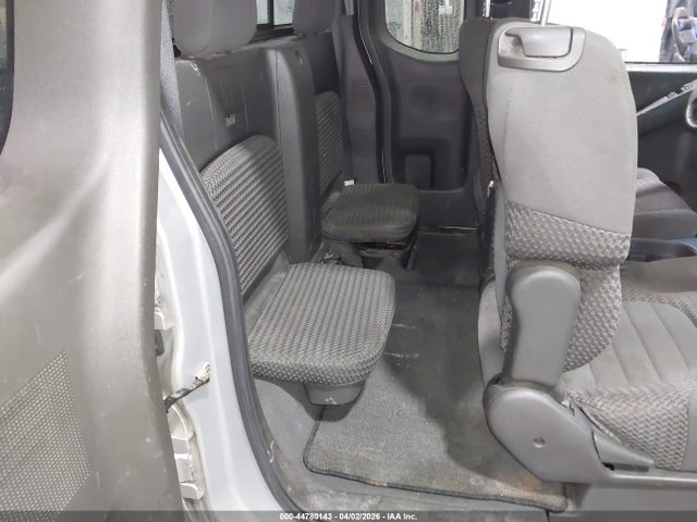 Nissan Frontier Se