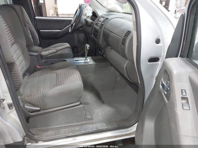 Nissan Frontier Se