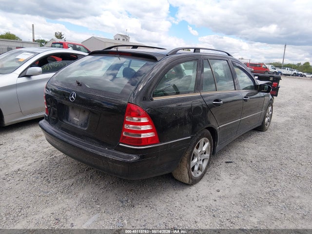 Mercedes-Benz C-Class Luxury