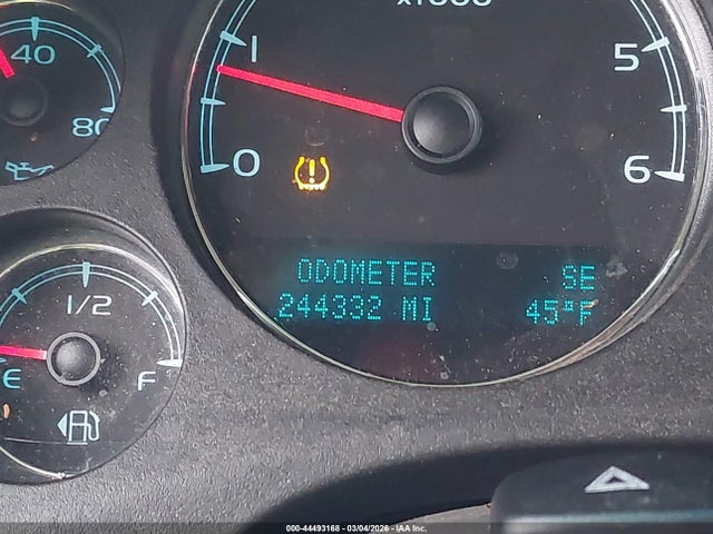 Chevrolet Suburban 1500 Lt