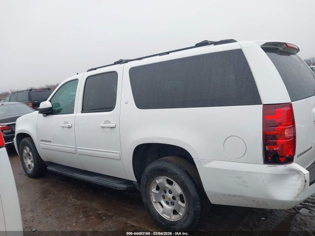 Chevrolet Suburban 1500 Lt