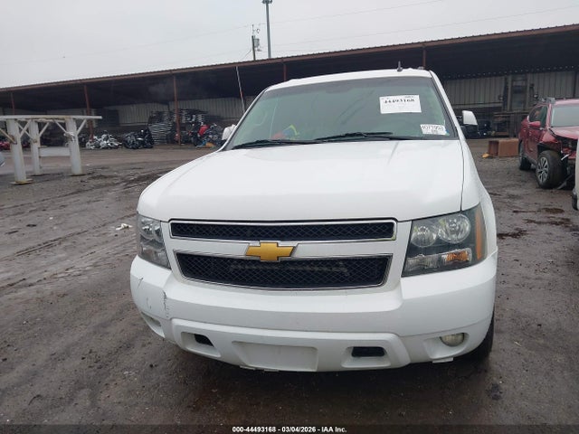 Chevrolet Suburban 1500 Lt