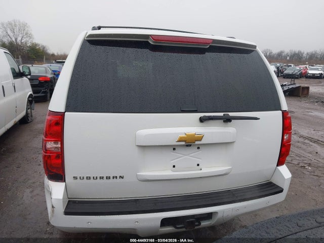 Chevrolet Suburban 1500 Lt
