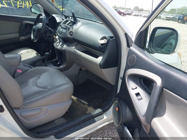 Toyota RAV4 Limited