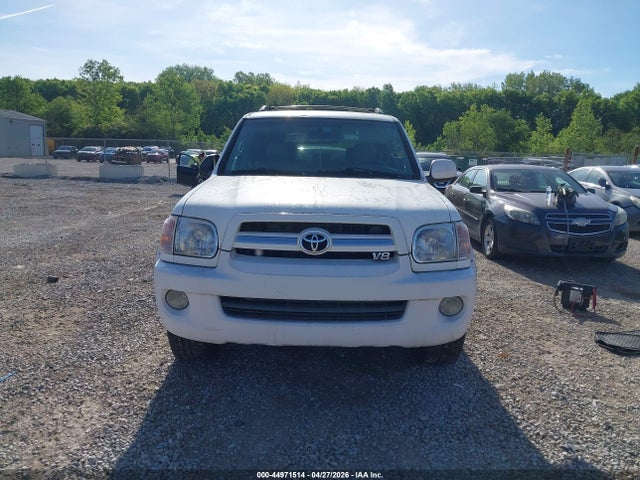 Toyota Sequoia Sr5 V8