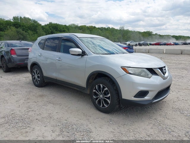 Salvage Nissan Rogue Image