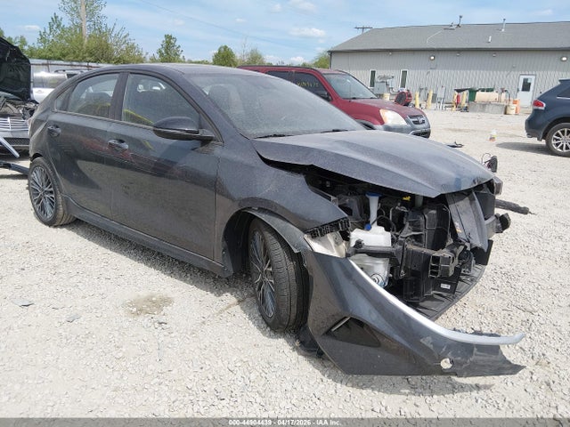 Salvage Kia Forte Image