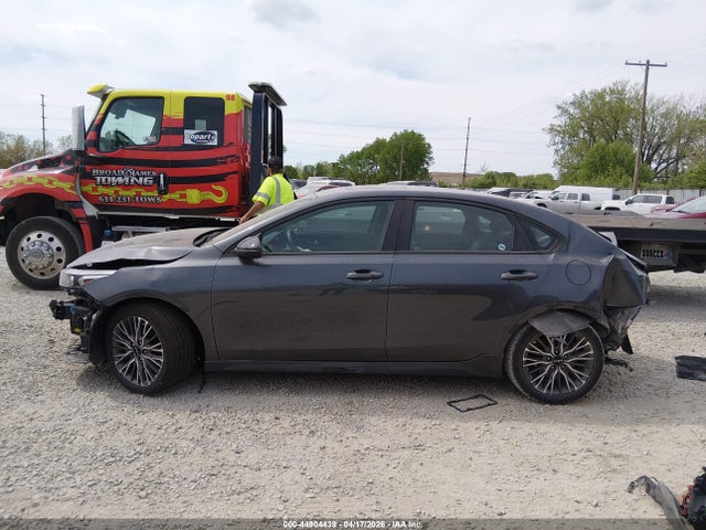 Kia Forte Gt-line