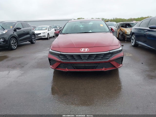 Hyundai ELANTRA Sel