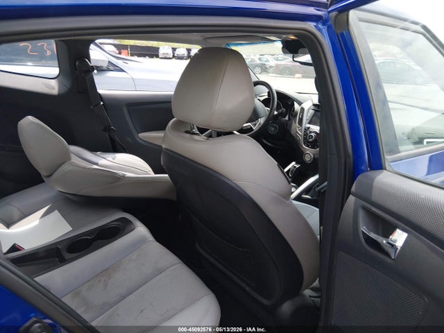 Hyundai VELOSTER