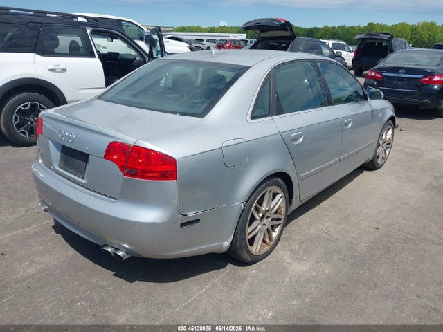 Audi S4 4.2