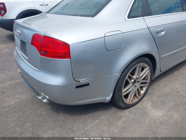 Audi S4 4.2