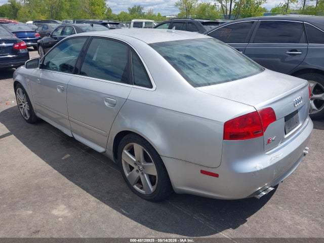 Audi S4 4.2