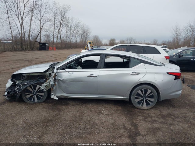 Nissan Altima 2.5 Sv