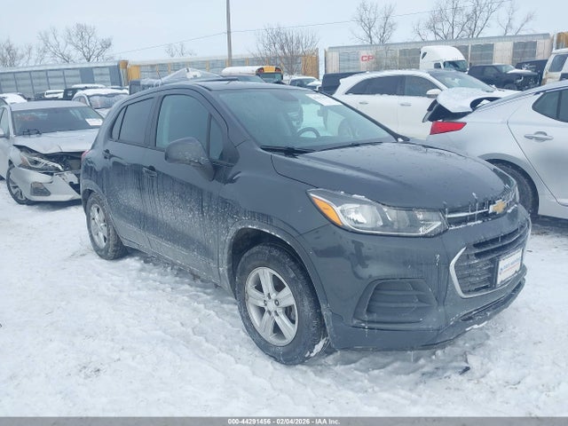 Salvage Chevrolet Trax Image