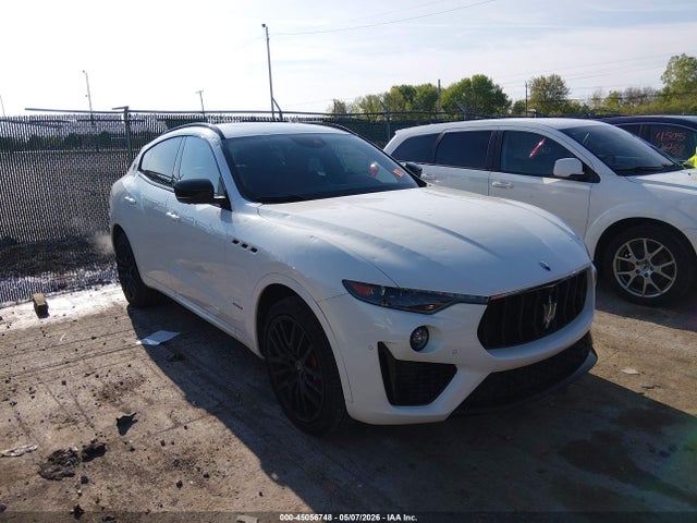 Salvage Maserati Levante Image