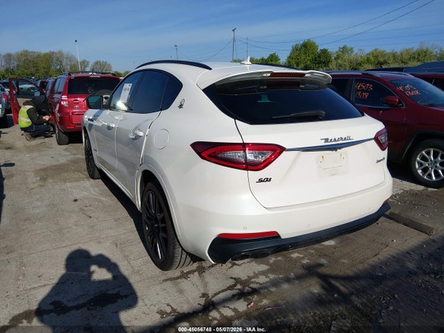 Maserati Levante S Gransport