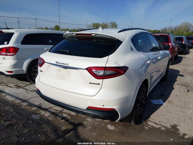 Maserati Levante S Gransport