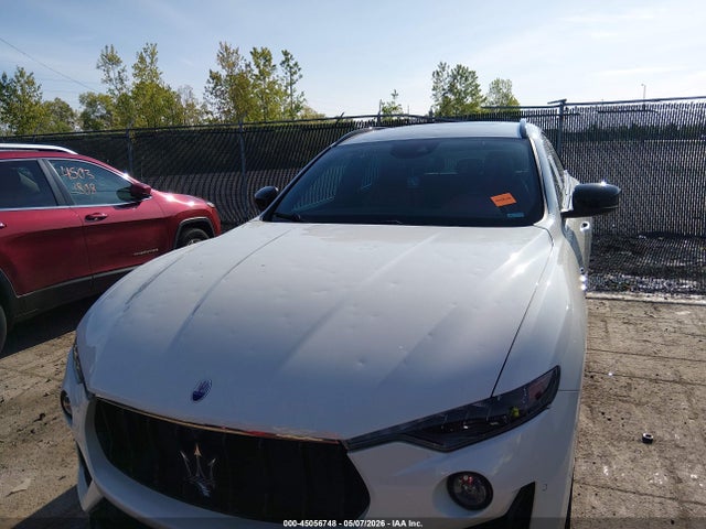 Maserati Levante S Gransport