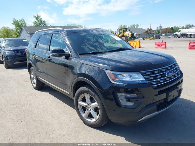 Salvage Ford Explorer Image