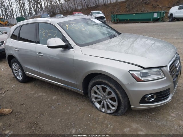 Salvage Audi Q5 Image