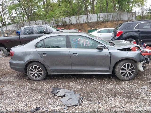 Volkswagen Jetta 1.4t Se