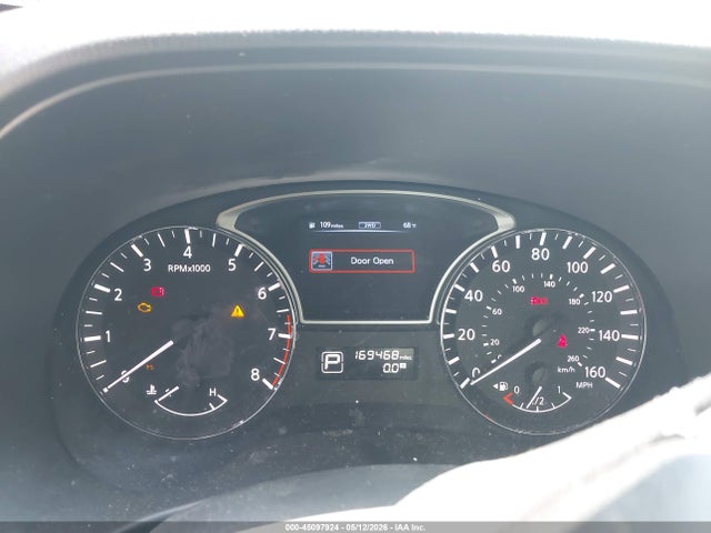 Nissan Pathfinder Platinum