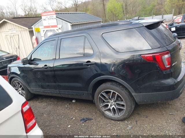 Ford Explorer Sport
