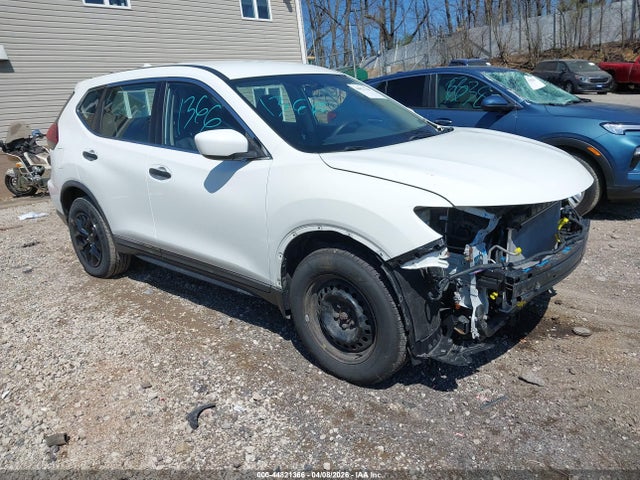 Salvage Nissan Rogue Image