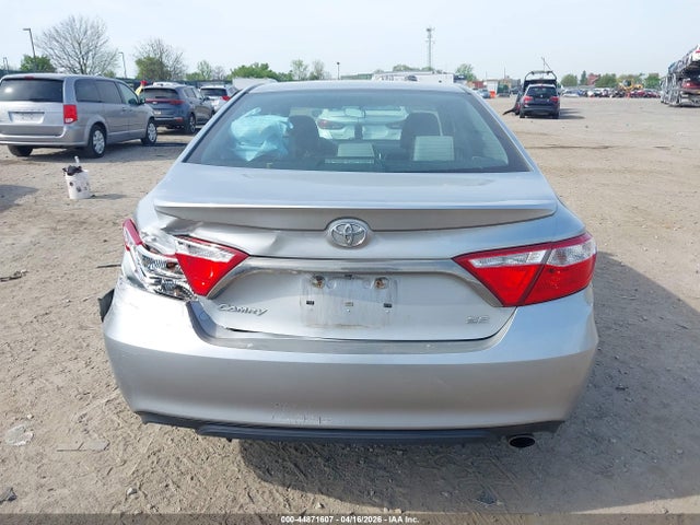 Toyota Camry Se