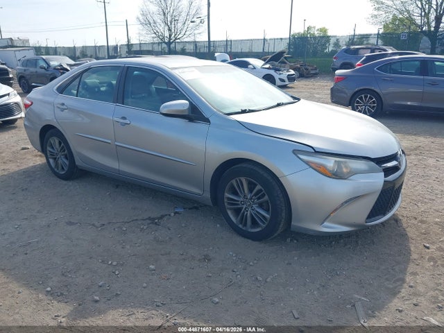 Salvage Toyota Camry Image