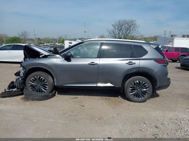 Nissan Rogue Platinum Intelligent Awd